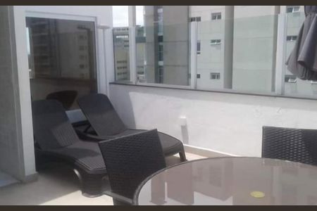 Apartamento para alugar com 170m², 3 quartos e 2 vagasVaranda