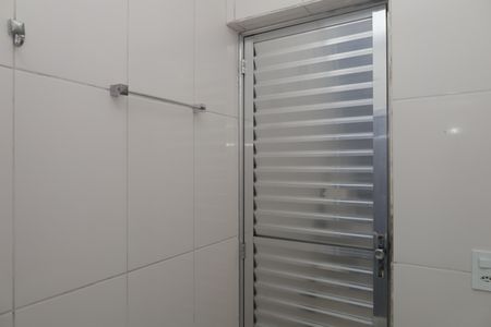 Casa de condomínio para alugar com 72m², 2 quartos e sem vagaBanheiro