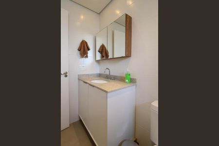 Apartamento à venda com 138m², 3 quartos e 2 vagas Apartamento à venda com 138m², 3 quartos e 2 vagasBanheiro Suíte 3