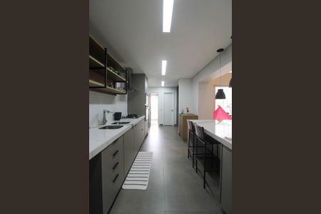 Apartamento à venda com 138m², 3 quartos e 2 vagas Apartamento à venda com 138m², 3 quartos e 2 vagasCozinha