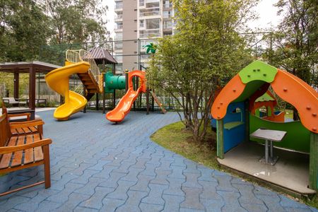Apartamento à venda com 138m², 3 quartos e 2 vagas Apartamento à venda com 138m², 3 quartos e 2 vagasPlayground
