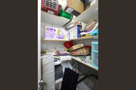 Apartamento à venda com 138m², 3 quartos e 2 vagas Apartamento à venda com 138m², 3 quartos e 2 vagasÁrea de Serviço