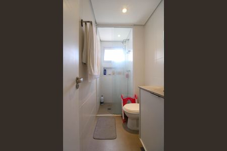 Apartamento à venda com 138m², 3 quartos e 2 vagas Apartamento à venda com 138m², 3 quartos e 2 vagasBanheiro Suíte 2