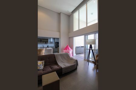 Apartamento à venda com 138m², 3 quartos e 2 vagas Apartamento à venda com 138m², 3 quartos e 2 vagasSala