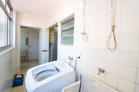 Apartamento à venda com 110m², 3 quartos e 1 vagaÁrea de Serviço