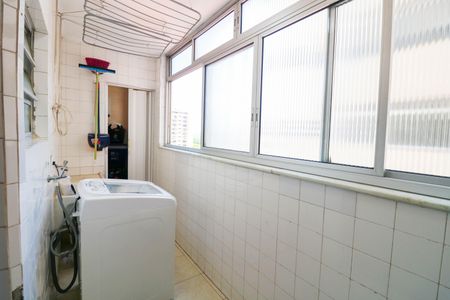 Apartamento à venda com 110m², 3 quartos e 1 vagaÁrea de Serviço