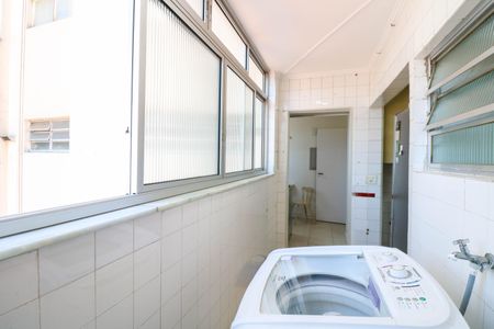 Apartamento à venda com 110m², 3 quartos e 1 vagaÁrea de Serviço
