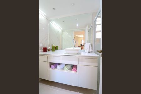 Apartamento à venda com 110m², 3 quartos e 1 vagaBanheiro