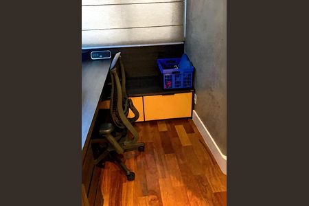 Apartamento para alugar com 120m², 2 quartos e 3 vagas Apartamento para alugar com 120m², 2 quartos e 3 vagasEscritório