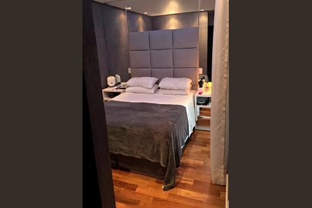 Apartamento para alugar com 120m², 2 quartos e 3 vagas Apartamento para alugar com 120m², 2 quartos e 3 vagasQuarto