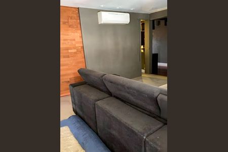 Apartamento para alugar com 120m², 2 quartos e 3 vagas Apartamento para alugar com 120m², 2 quartos e 3 vagasSala