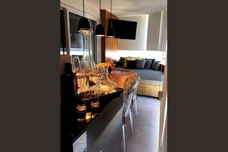 Apartamento para alugar com 120m², 2 quartos e 3 vagas Apartamento para alugar com 120m², 2 quartos e 3 vagasSala