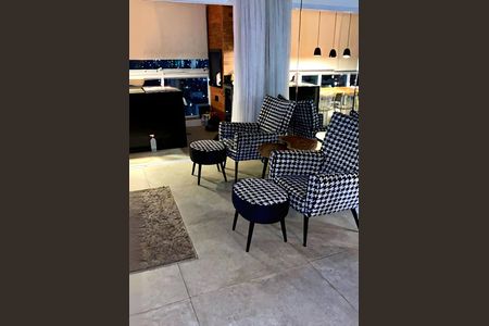 Apartamento para alugar com 120m², 2 quartos e 3 vagas Apartamento para alugar com 120m², 2 quartos e 3 vagasSala