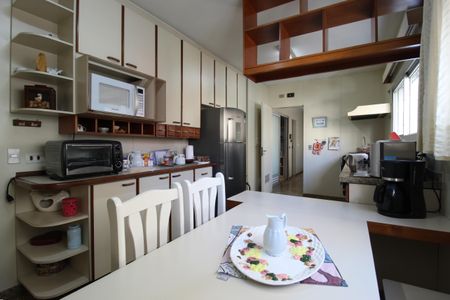 Apartamento à venda com 187m², 3 quartos e 3 vagasCozinha