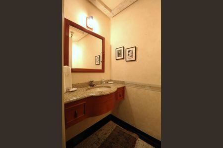 Apartamento à venda com 187m², 3 quartos e 3 vagasLavabo