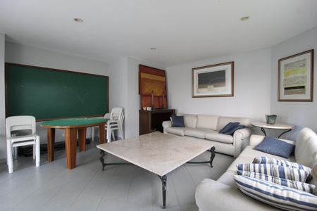 Apartamento à venda com 187m², 3 quartos e 3 vagasÁrea Comum - Lazer