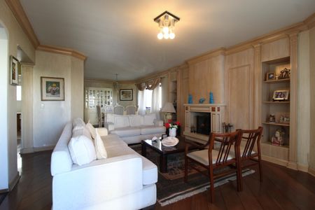 Sala de apartamento à venda com 3 quartos, 187m² em Indianópolis, São Paulo