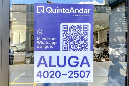 Studio à venda com 28m², 1 quarto e sem vaga Studio à venda com 28m², 1 quarto e sem vagaPlaquinha