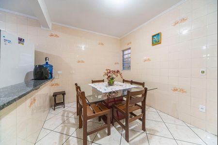 Casa para alugar com 189m², 3 quartos e 2 vagas Casa para alugar com 189m², 3 quartos e 2 vagasCopa