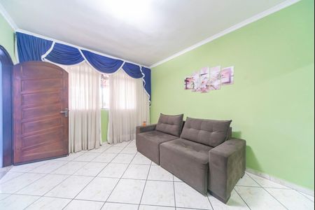 Casa para alugar com 189m², 3 quartos e 2 vagas Casa para alugar com 189m², 3 quartos e 2 vagasSala