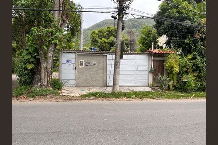 Fachada de casa para alugar com 2 quartos, 63m² em Recreio dos Bandeirantes, Rio de Janeiro