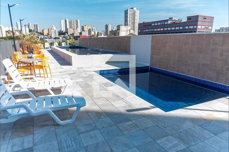 Apartamento para alugar com 37m², 2 quartos e sem vaga Apartamento para alugar com 37m², 2 quartos e sem vagaPiscina