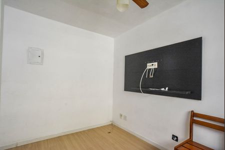 Sala de apartamento para alugar com 2 quartos, 52m² em Jardim Alzira Franco, Santo André