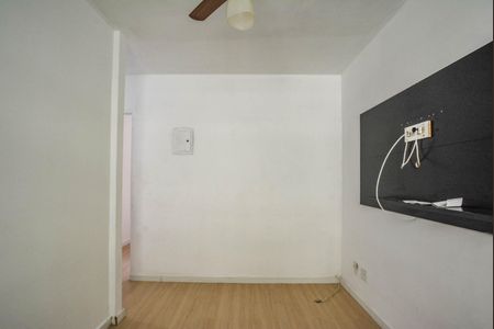 Sala de apartamento para alugar com 2 quartos, 52m² em Jardim Alzira Franco, Santo André