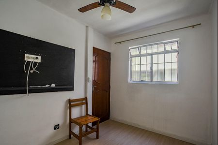 Sala de apartamento para alugar com 2 quartos, 52m² em Jardim Alzira Franco, Santo André
