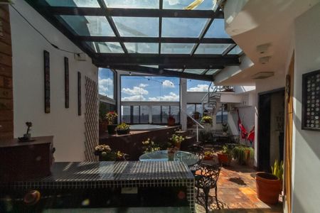 Apartamento à venda com 186m², 3 quartos e 4 vagas Apartamento à venda com 186m², 3 quartos e 4 vagasCobertura