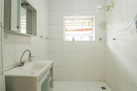 Casa à venda com 270m², 2 quartos e 6 vagasBanheiro