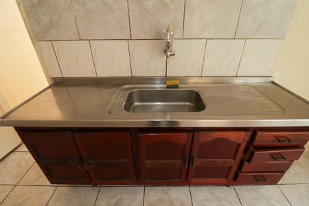 Casa à venda com 270m², 2 quartos e 6 vagasCozinha