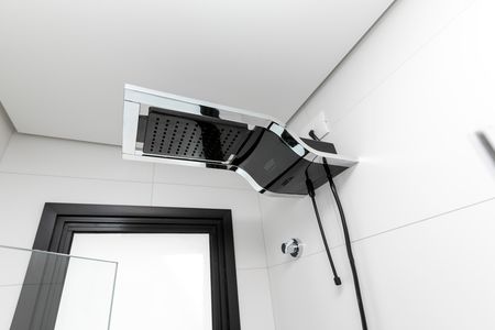 Banheiro social de apartamento para alugar com 1 quarto, 46m² em Centro, Campinas