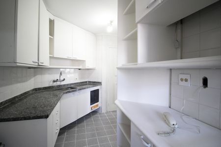 Apartamento para alugar com 110m², 3 quartos e 2 vagasCozinha