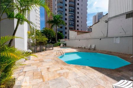Apartamento para alugar com 110m², 3 quartos e 2 vagasÁrea comum - Piscina