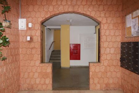 Apartamento à venda com 72m², 2 quartos e 2 vagasÁrea comum - Saguão do prédio