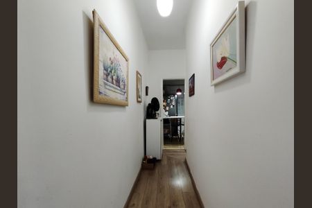 Corredor de apartamento à venda com 2 quartos, 93m² em Grajaú, Rio de Janeiro