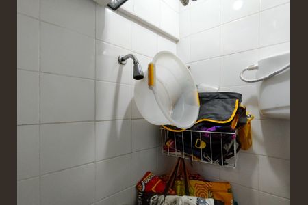 Apartamento à venda com 93m², 2 quartos e 1 vaga Apartamento à venda com 93m², 2 quartos e 1 vagaBanheiro de serviço