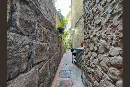 Apartamento à venda com 93m², 2 quartos e 1 vaga Apartamento à venda com 93m², 2 quartos e 1 vagaQuintal