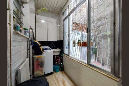 Apartamento à venda com 93m², 2 quartos e 1 vaga Apartamento à venda com 93m², 2 quartos e 1 vagaÁrea de Serviço