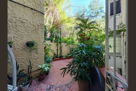 Apartamento à venda com 93m², 2 quartos e 1 vaga Apartamento à venda com 93m², 2 quartos e 1 vagaDetalhe Sala