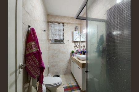 Apartamento à venda com 93m², 2 quartos e 1 vaga Apartamento à venda com 93m², 2 quartos e 1 vagaBanheiro Corredor