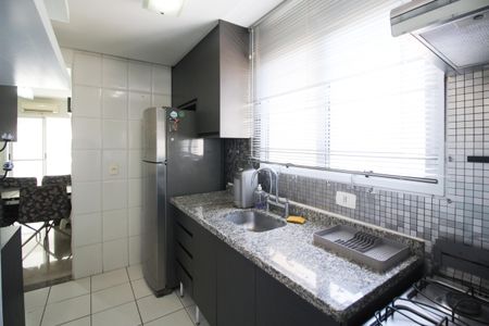 Apartamento para alugar com 69m², 2 quartos e 1 vagaCozinha