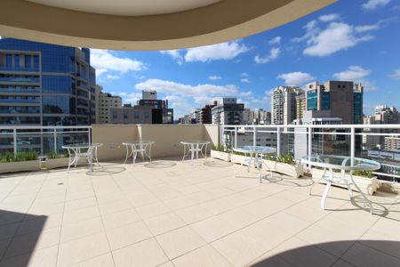 Apartamento para alugar com 69m², 2 quartos e 1 vagaÁrea comum