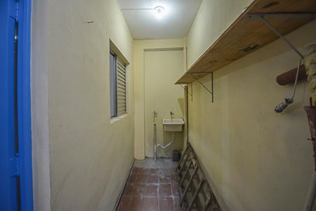 Casa para alugar com 70m², 2 quartos e 1 vaga Casa para alugar com 70m², 2 quartos e 1 vagaÁrea de Serviço