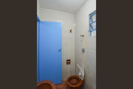 Casa para alugar com 70m², 2 quartos e 1 vaga Casa para alugar com 70m², 2 quartos e 1 vagaBanheiro