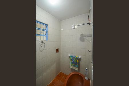 Casa para alugar com 70m², 2 quartos e 1 vaga Casa para alugar com 70m², 2 quartos e 1 vagaBanheiro