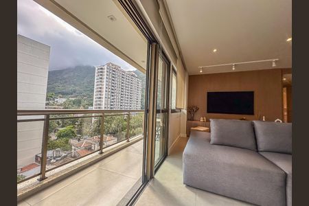 Apartamento à venda com 85m², 2 quartos e 1 vaga