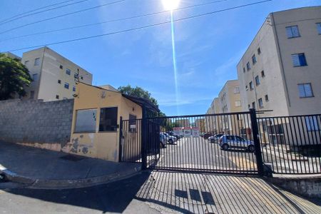 Apartamento para alugar com 47m², 2 quartos e 1 vagaFachada e Portaria