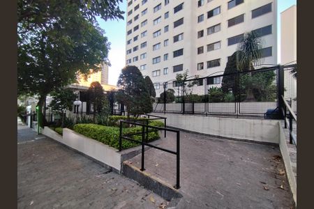 Apartamento para alugar com 44m², 1 quarto e 1 vaga Apartamento para alugar com 44m², 1 quarto e 1 vagaFachada e portaria